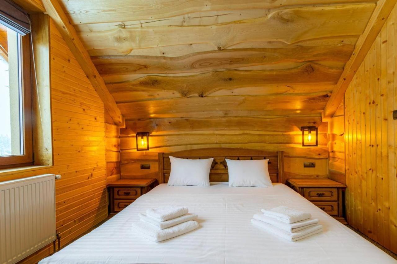 Rich Oak - Готель З Відкритим Панорамний Басейном Yablunytsya Exterior foto